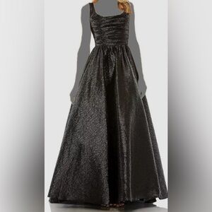 Mac Duggal Women's Black Metallic Pleated Lined Bodice Ball Gown Dress Size 8